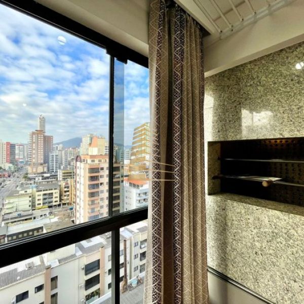 Apartamento temporada 3 quartos ? Meia Praia