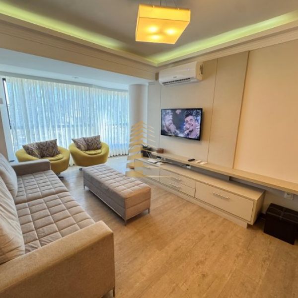 Apartamento temporada 3 quartos ? Meia Praia