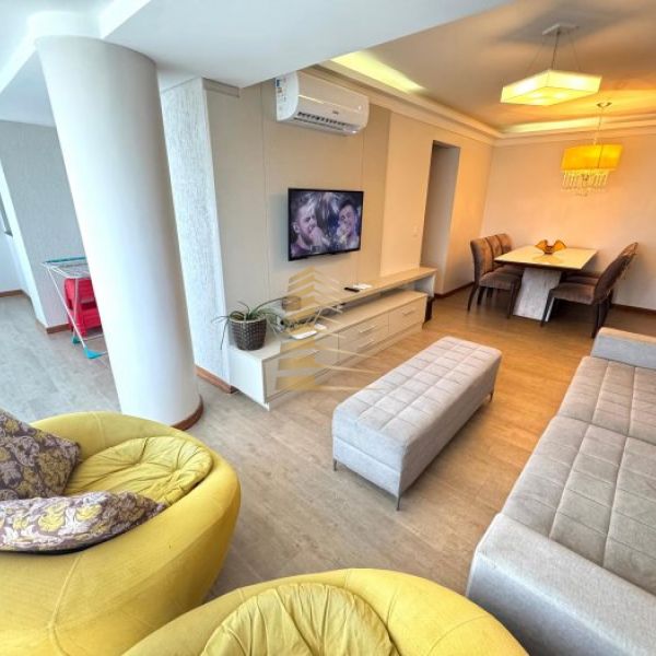 Apartamento temporada 3 quartos ? Meia Praia