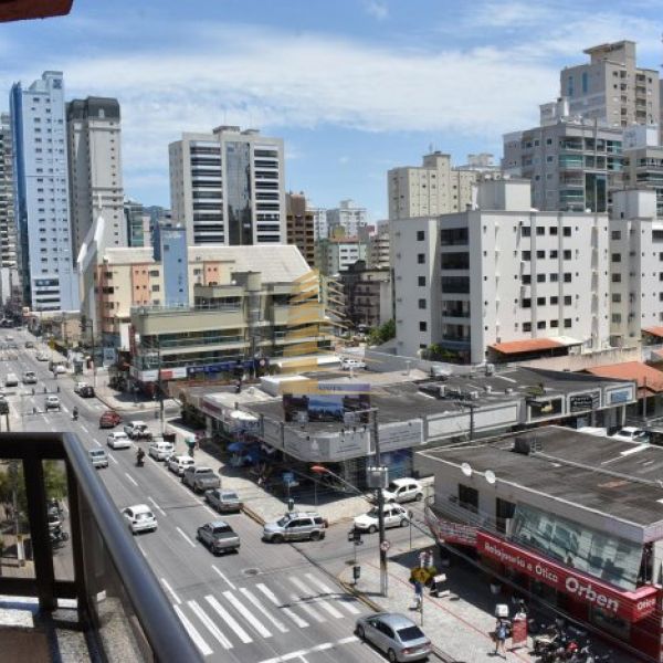 COBERTURA DUPLEX - 04 QUARTOS, SENDO 01 SU�TE 