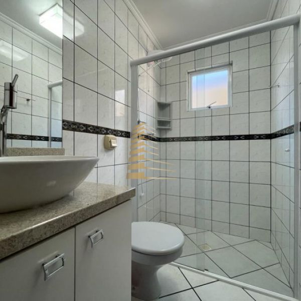 P� na areia aluguel ver�o 3 quartos Meia Praia