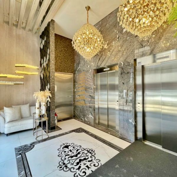 Luxuoso apartamento ver�o Quadra mar Meia Praia 