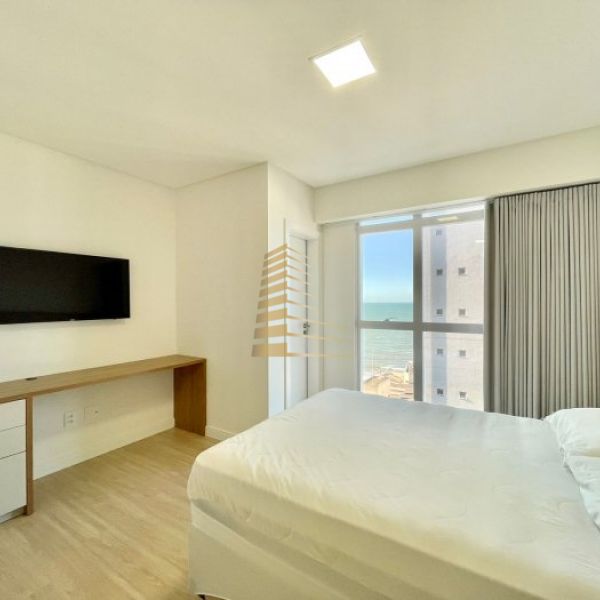 Luxuoso apartamento ver�o Quadra mar Meia Praia 