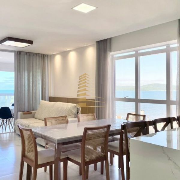 Luxuoso apartamento ver�o Quadra mar Meia Praia 