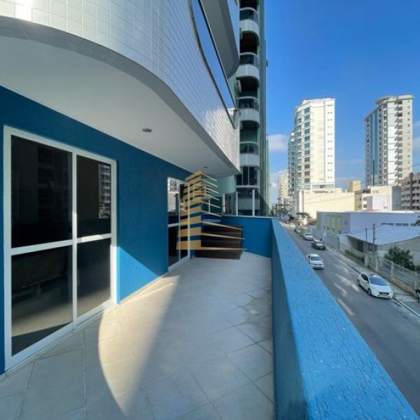 Apartamento com piscina privativa e 3 dormit�rios!