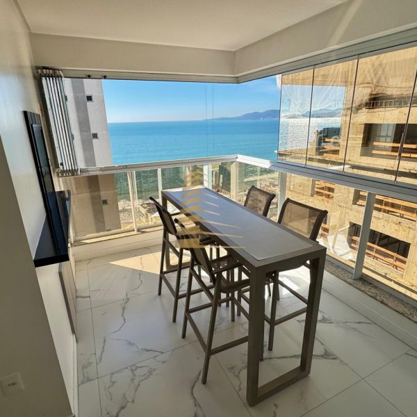 Aluguel ver�o quadra mar 3 su�tes Meia Praia