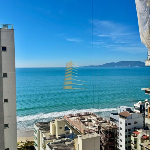Aluguel ver�o quadra mar 3 su�tes Meia Praia