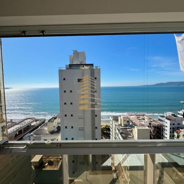 Aluguel ver�o quadra mar 3 su�tes Meia Praia