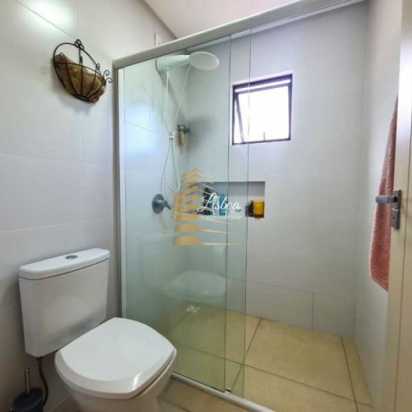 Linda casa com piscina em Mariscal - Bombinhas.