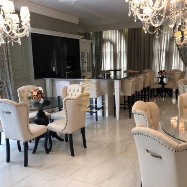 Apartamento na regi�o central da Meia Praia