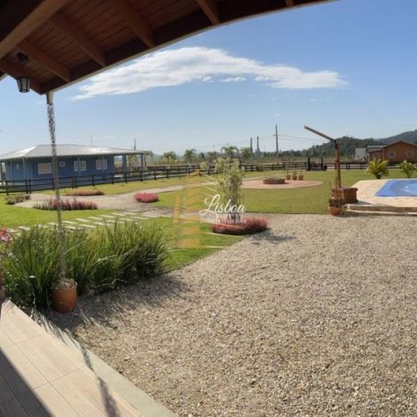 LINDO S�TIO EM CANELINHA - SC