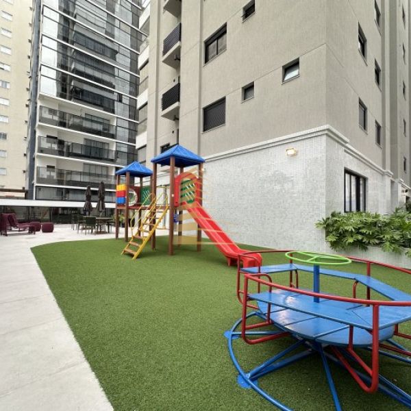 Apartamento novo na Meia Praia - Itapema SC