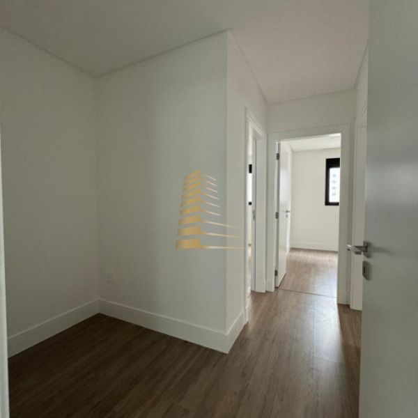 Apartamento novo na Meia Praia - Itapema SC
