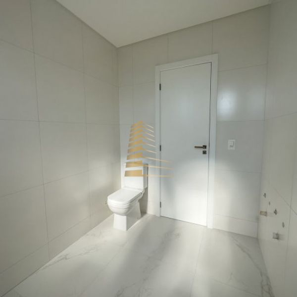 EXCELENTE APARTAMENTO COM 04 SU�TES