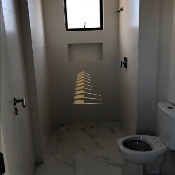 APARTAMENTO NOVO - 3 SU�TES EM MEIA PRAIA