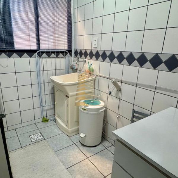 APARTAMENTO 03 DORMIT�RIOS, PR�XIMO DO MC DONALD S