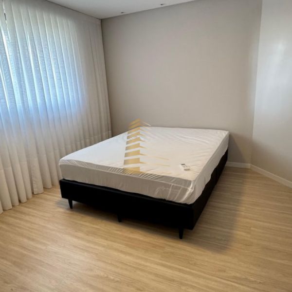 EXCELENTE 02 SUITES, 02 VAGAS - VISTA FRONTAL MAR