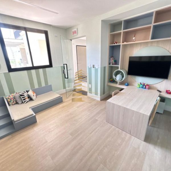 EXCELENTE 02 SUITES, 02 VAGAS - VISTA FRONTAL MAR
