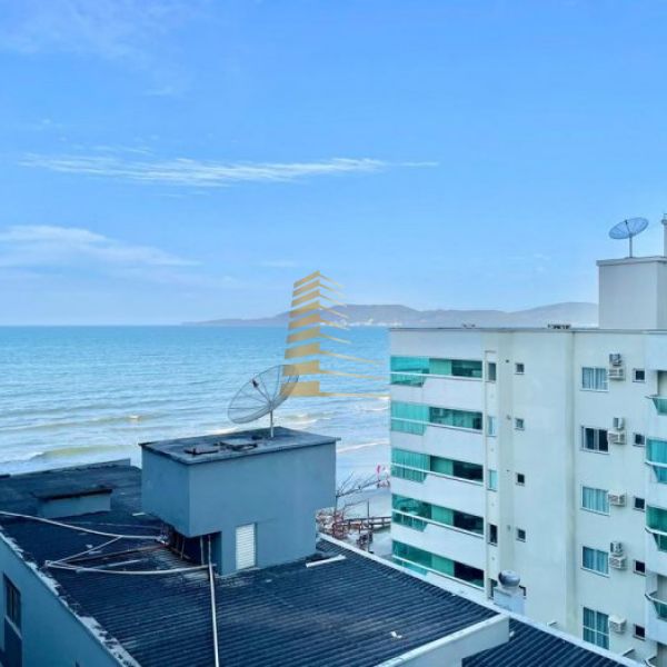 EDIFICIO FRENTE MAR - APARTAMENTO  LATERAL 