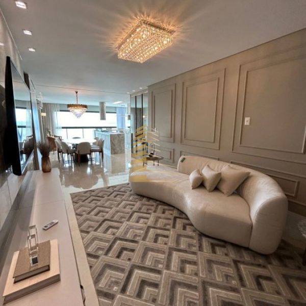 LUXO FRENTE AO MAR - 04 SU�TES