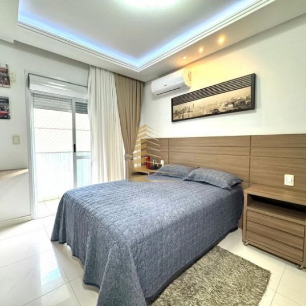 FRENTE MAR - 4 DORMIT�RIOS, SENDO 02 SU�TES