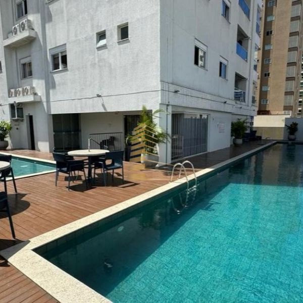 APARTAMENTO 4 SU�TES - 188m� - FRENTE SUL