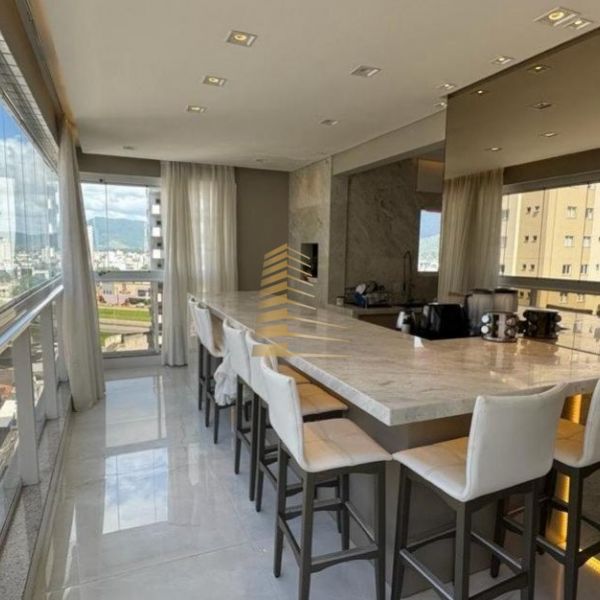 APARTAMENTO 4 SU�TES - 188m� - FRENTE SUL