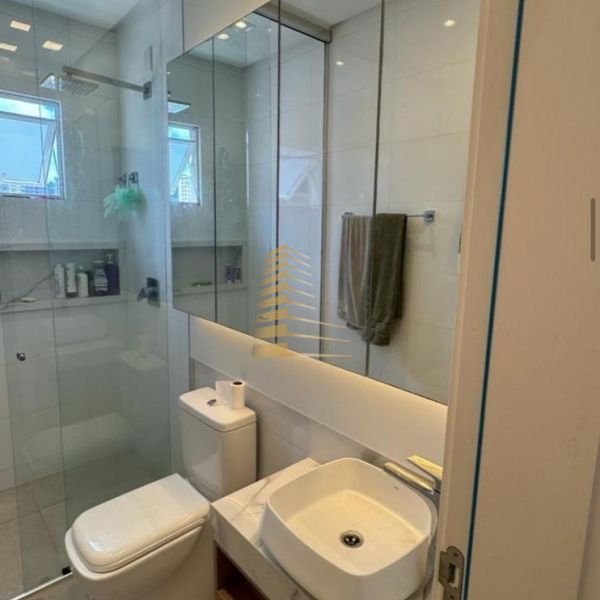 APARTAMENTO 4 SU�TES - 188m� - FRENTE SUL