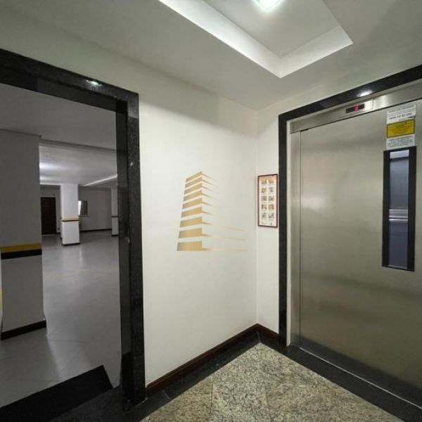 Apto vista mar com 03 dormit�rios!