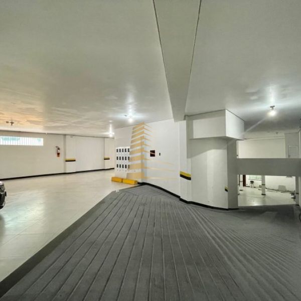 Aluguel ver�o beira mar 2 dormit�rios Meia Praia
