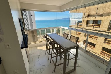Aluguel ver�o quadra mar 3 su�tes Meia Praia