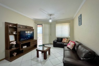 P� na areia aluguel ver�o 2 quartos Meia Praia